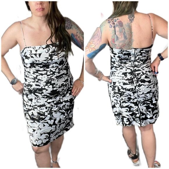 JS Collection black white paneled floral bodycon a-line dress. Size 10 - Picture 1 of 10